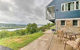 Queen City Sanctuary With Views, 3 Mi To Downtown!
